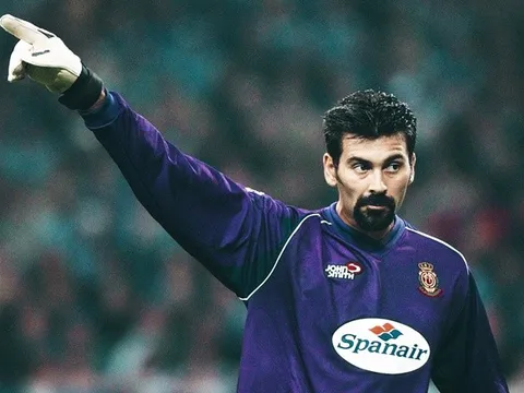 10 tên tuổi lớn quyết treo giày sớm khiến cả giới túc cầu tiếc nuối