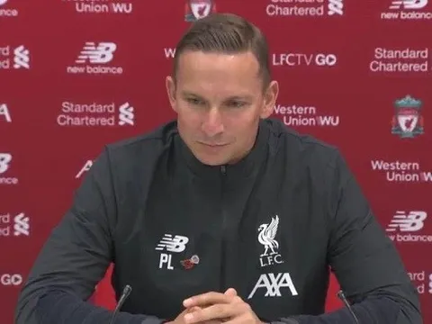 Trước thềm đại chiến với Arsenal, phó tướng Klopp cập nhật tình hình chấn thương