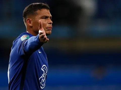 Đá chung 1 trận, sao Chelsea thừa nhận thực tế về Thiago Silva