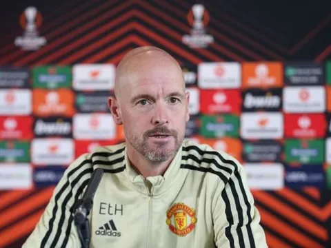 Đã đến lúc Ten Hag mạo hiểm với cánh phải của Man United