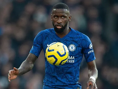 Đã rõ lý do Antonio Rudiger "biệt tăm" trong ngày Chelsea thua Liverpool