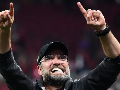 Đại thắng 3-0, Klopp tuyên bố viết được 1 cuốn sách về 2 sao Liverpool