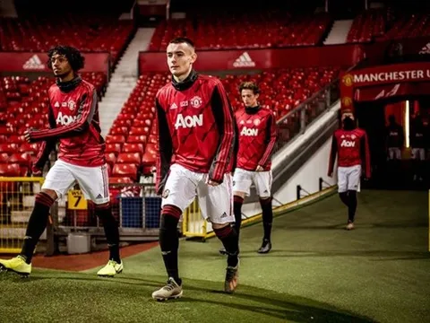 Dàn 'lính mới' của Man Utd mang số áo 'dị' ra sao khi đấu Astana?
