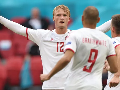 Đan Mạch hủy diệt Xứ Wales nhờ 2 nhân tố mới