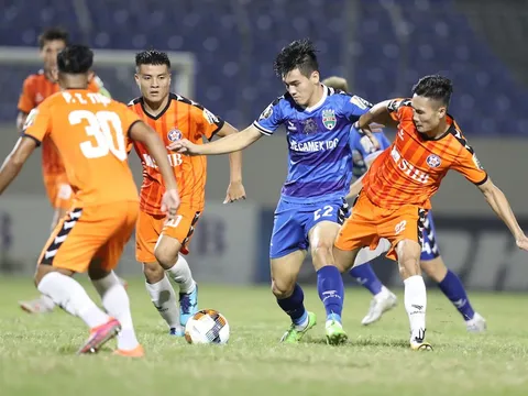 Tiến Linh lại lập cú đúp: Đây rồi, chân sút số một của U22 Việt Nam!