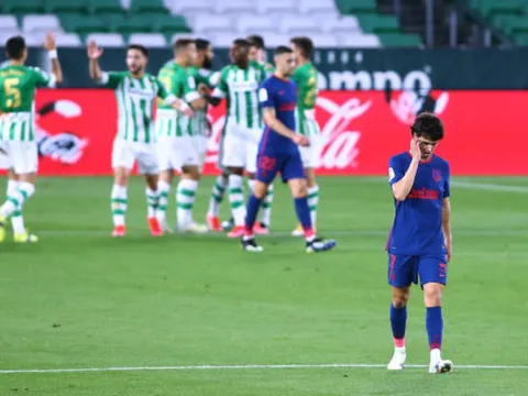Đánh rơi chiến thắng, Atletico Madrid lỡ cơ hội bứt tốp với Real và Barca