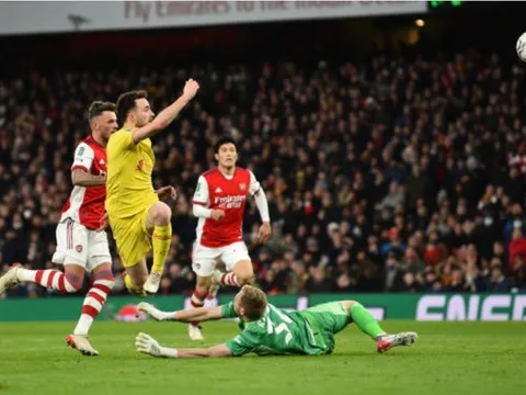 Đánh sập Emirates, fan Liverpool hả hê chế nhạo bom tấn 50 triệu của Arsenal