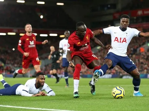 Nhận định cay đắng: Tottenham đang có 1 ''người qua đường'', 1 ''quả bom nổ chậm'' và 1 ''thảm hoạ''