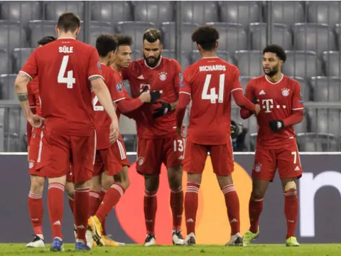 Dạo chơi tại Allianz Arena, Bayern Munich thắng nhẹ nhàng Lokomotiv