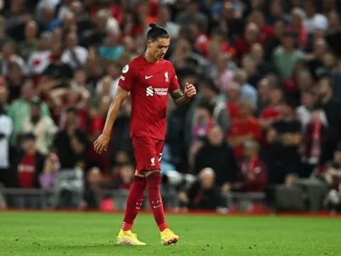 Darwin Nunez ăn thẻ đỏ, Liverpool mất điểm trận thứ 2 liên tiếp