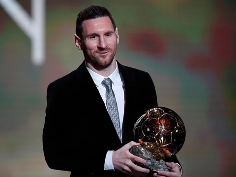 Đạt QBV thứ 6, Messi nói 1 điều khiến CĐV Barcelona rơi lệ!