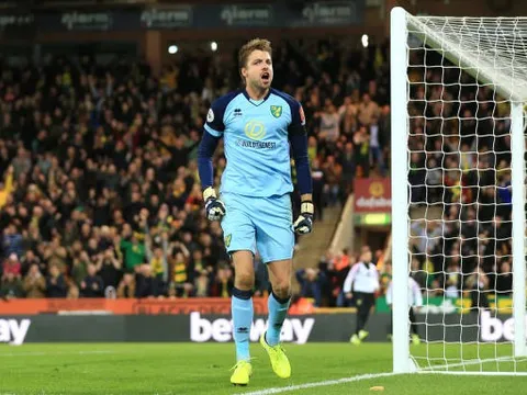 Đâu chỉ 2 quả pen, Tim Krul còn có pha cứu thua khó tin khoảng cách 3m