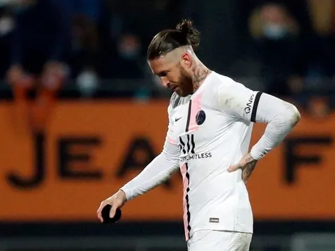 Đấu Real Madrid, PSG nhận hung tin về Ramos