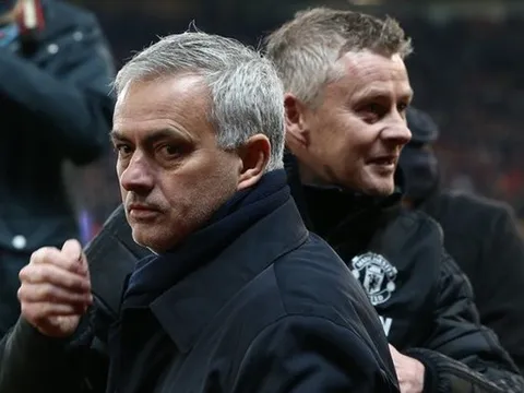 CĐV M.U: 'Ông ấy chính là HLV xuất sắc nhất của chúng ta sau khi Sir Alex giải nghệ'