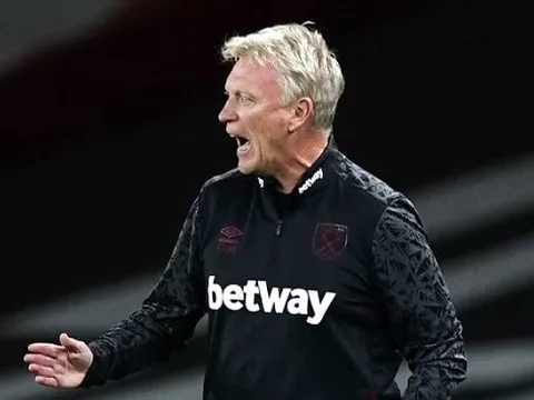 David Moyes lấy lại công bằng cho Arsenal