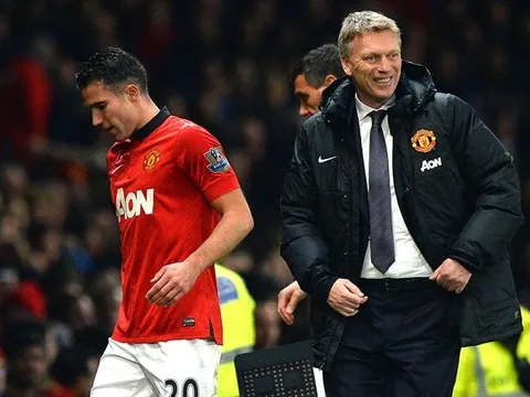 Solskjaer 'ngồi trên đống lửa', David Moyes lập tức gửi thông điệp