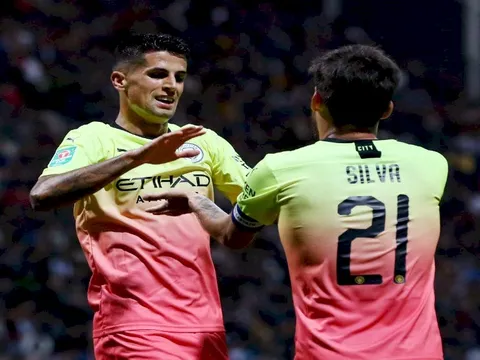 200, 400 rồi 267, David Silva lập cột mốc lịch sử ở Man City