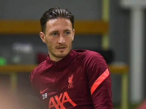 Xác nhận: Liverpool bán đứt hậu vệ 26 tuổi