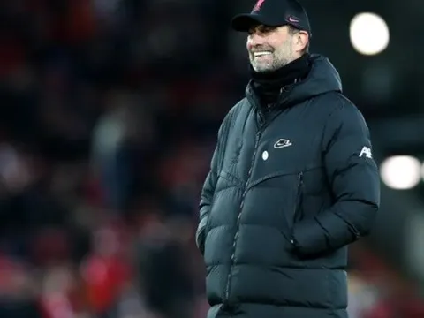 Klopp thừa nhận gặp áp lực trước Arsenal