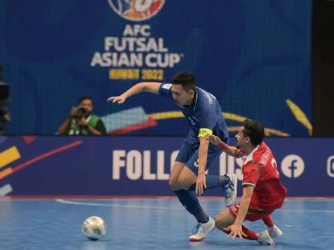 Đè bẹp Oman, futsal Thái Lan vào tứ kết giải châu Á
