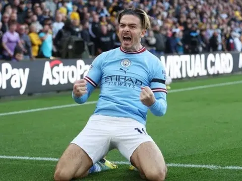De Bruyne phát biểu dậy sóng về Grealish