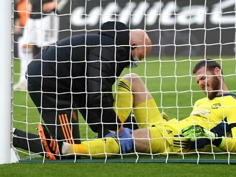 De Gea đăng tải hình ảnh gây sốc khiến NHM Man Utd xót xa