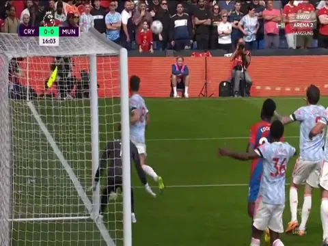 De Gea nổi điên với Bruno Fernandes