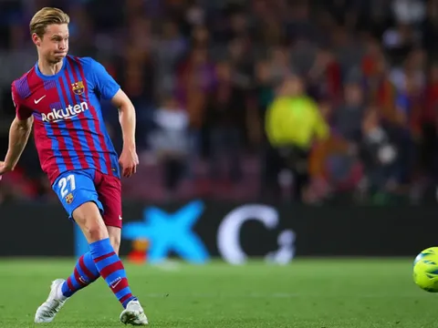 M.U tìm mọi cách chiêu mộ De Jong