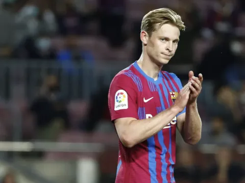 De Jong giữa ngã 3 đường: Ở Barca khó, đến MU không dễ