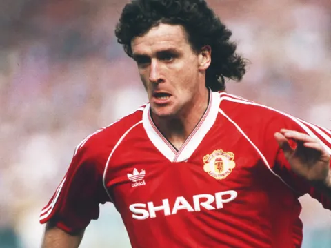 De Jong kế tiếp? 8 cầu thủ từng chơi cho cả Man Utd lẫn Barcelona