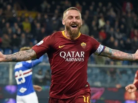 De Rossi sắp 'hất cẳng' cha, làm HLV đội trẻ Roma