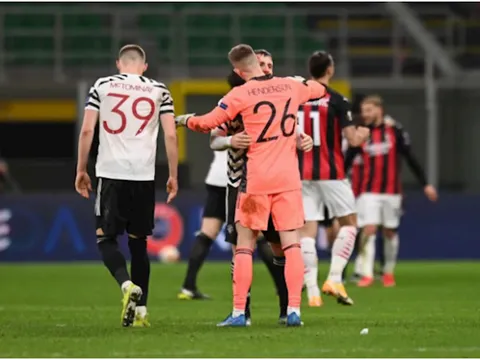 Dean Henderson thêm 1 lần khiến CĐV Man Utd thổn thức