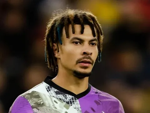 "Nếu bạn đặt anh ấy vào đội hình của Liverpool hay Man City, bạn sẽ có một cầu thủ hàng đầu"