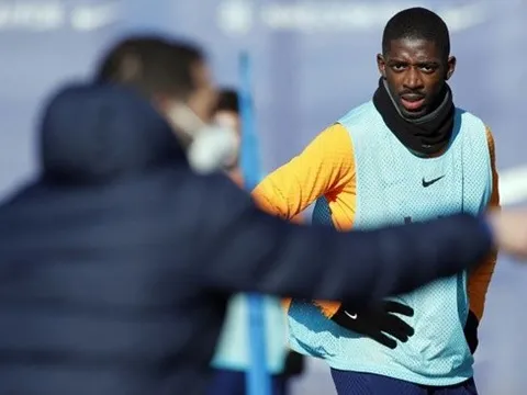 Dembele lại "tự hủy" khiến Barca nóng mặt