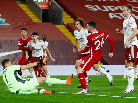 Cesc Fabregas chỉ ra 5 cầu thủ đẳng cấp nhất tại Arsenal