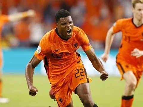 Denzel Dumfries - Hậu vệ tấn công cực chất Inter vừa chiêu mộ