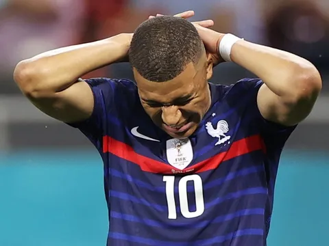 "Chẳng ai có thể trách móc Mbappe cả"