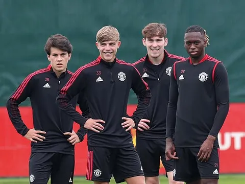 Điểm danh 10 cầu thủ có thể rời Man Utd theo dạng cho mượn