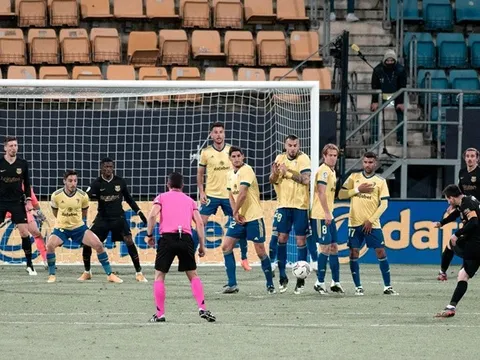 Điểm nhấn La Liga sau 12 vòng: Cú sốc Barca; Tốp đầu 'hỗn loạn'