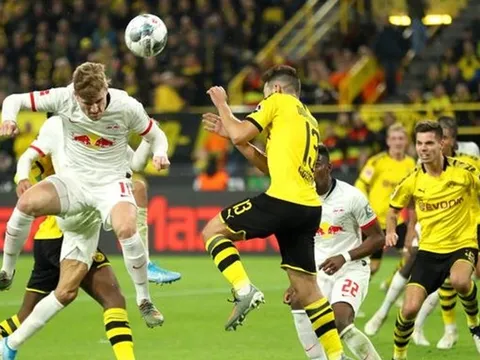 Điên rồ! Dortmund tự "bóp" 3 lần trong trận cầu 6 bàn thắng