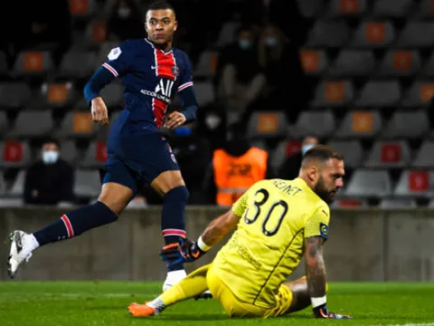 Diệt gọn đối thủ, PSG gửi "chiến thư" đanh thép đến Man Utd