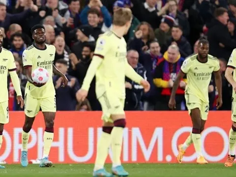 Điều gì xảy ra tiếp theo cho Arsenal sau thảm họa tại Selhurst Park?