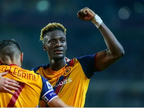 Điều khoản kỳ lạ có thể ngăn Abraham trở lại Premier League