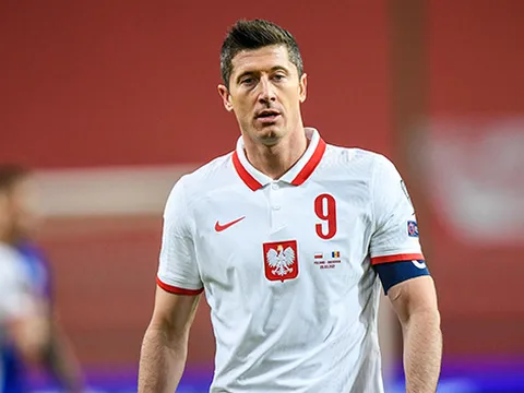 Dính chấn thương, Lewandowski bỏ lỡ trận đấu với tuyển Anh sắp tới