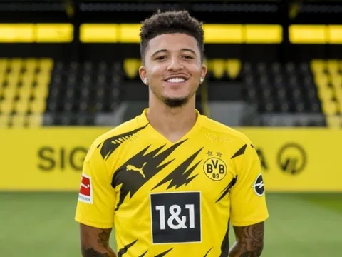 Dính "ma trận tin đồn" về Man Utd, Sancho trải lòng thẳng thắn