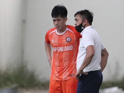 Đình Trọng ra mắt CLB Bình Định ở Đà Nẵng