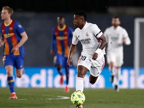 "Tôi muốn tiếp tục thi đấu cho Real Madrid và ghi tên mình vào lịch sử CLB"