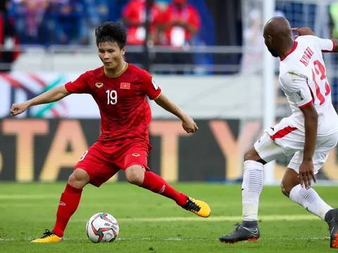 Phóng viên Anh: "Thai League thua V-League, Quang Hải xứng đáng thi đấu ở nền bóng đá cao hơn"