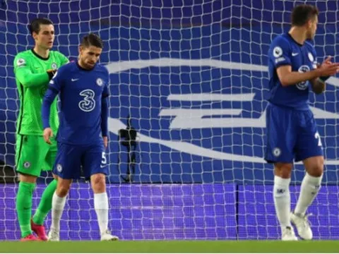 "Đó là 1 món quà cho Arsenal"