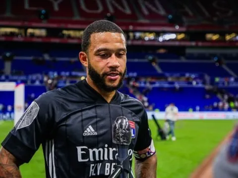 'Đó là điểm khác biệt giữa Depay và Suarez'